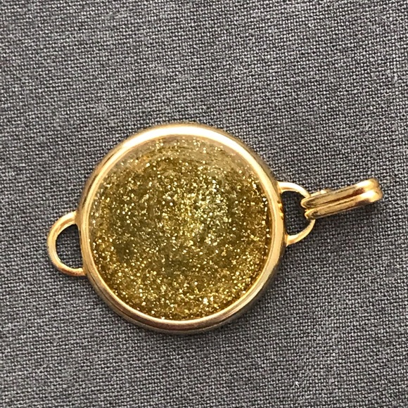 Shimmery Gold-tone Bracelet - Picture 8 of 8